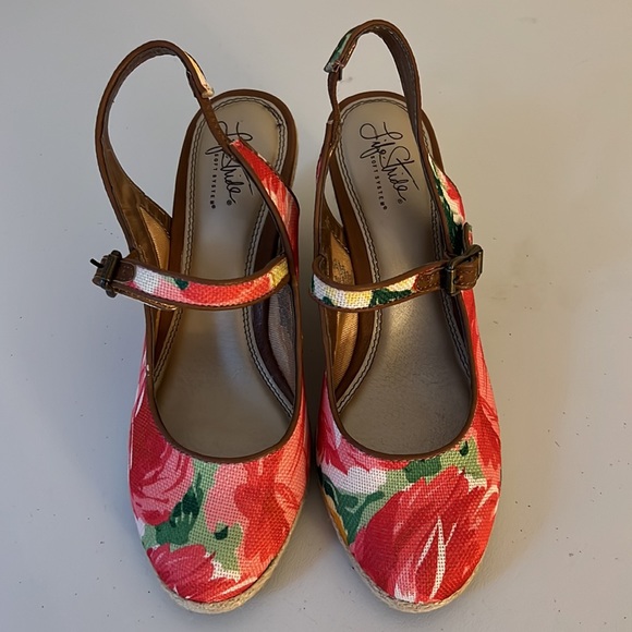 Life Stride Countess Floral Mary Jane Wedges - Picture 6 of 12
